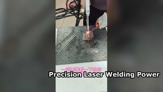 Demonstrasi pengoperasian mesin las laser